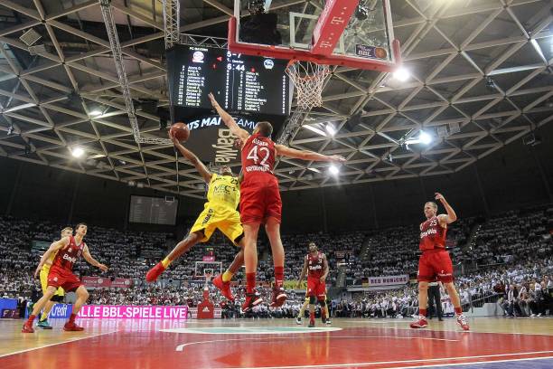 力总是让对 力总是让对