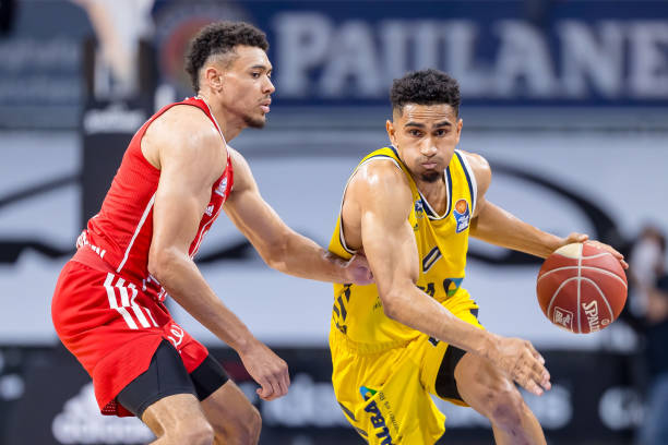 了风口浪尖 了风口浪尖